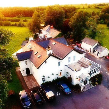 The White House Hotel Sennybridge Kültér fotó